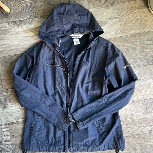 Women’s Columbia Lightweight Jacket - Picture 1 of 7